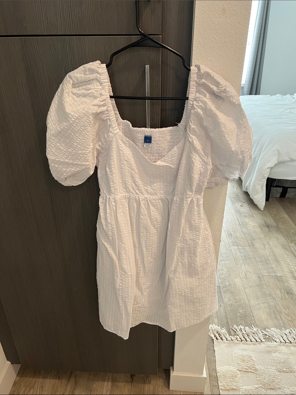 White Puff Sleeve Textured Mini Dress